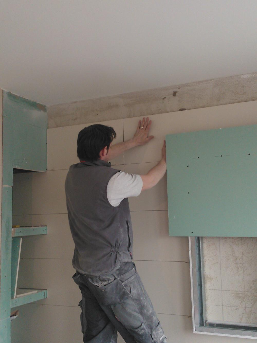 Fliesenarbeit